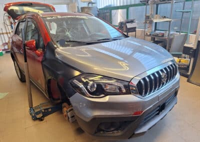 Suzuki S-Cross karosszéria javítás